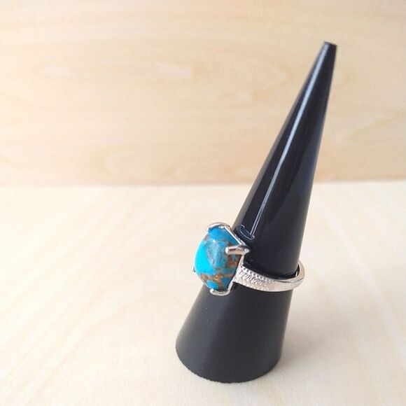 Turquoise Ring - Picture 4 of 12
